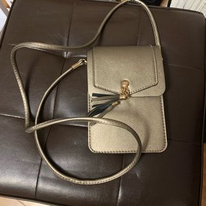 Hardly used! Boutique phone crossbody